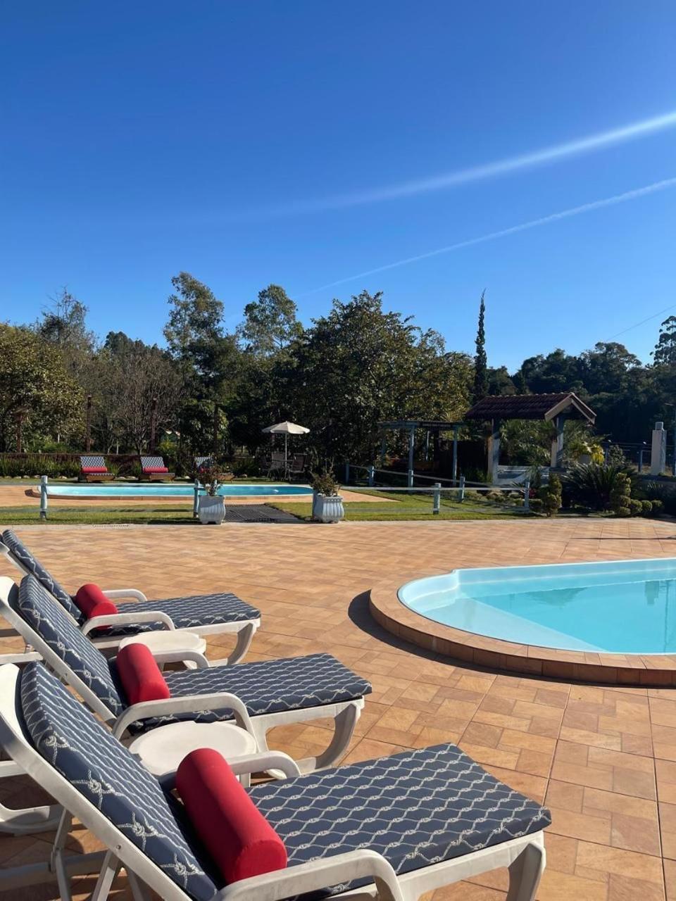 Pousada E Restaurante Bora Bora Da Serra São Bento do Sapucaí Dış mekan fotoğraf